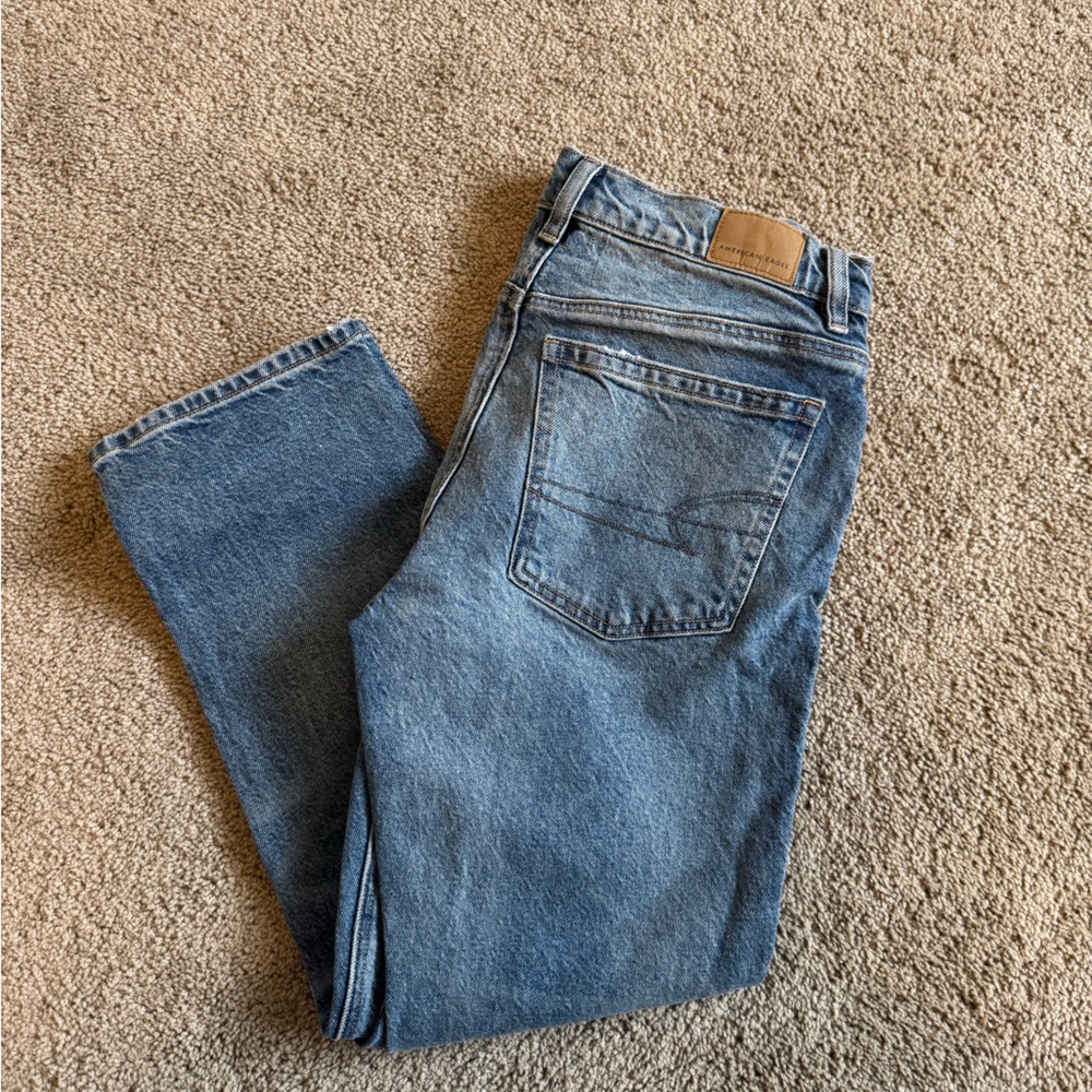American Eagle Mom Jeans
